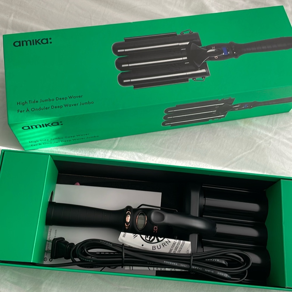 Amika Jumbo Deep Waver